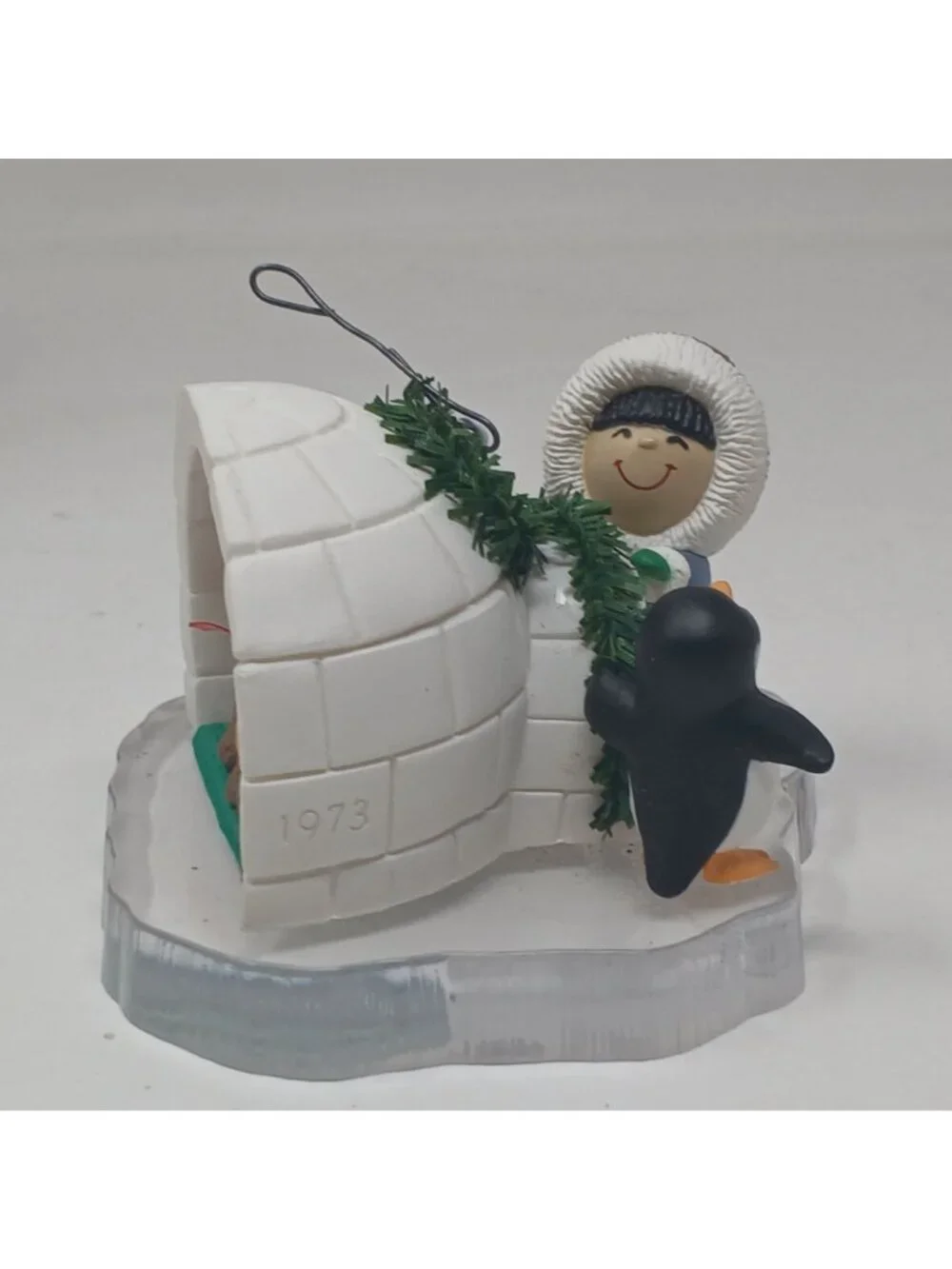 Hallmark  Ornament Frosty Friends 1993 Anniversary Ed Igloo Penguin Puppy #D-9
